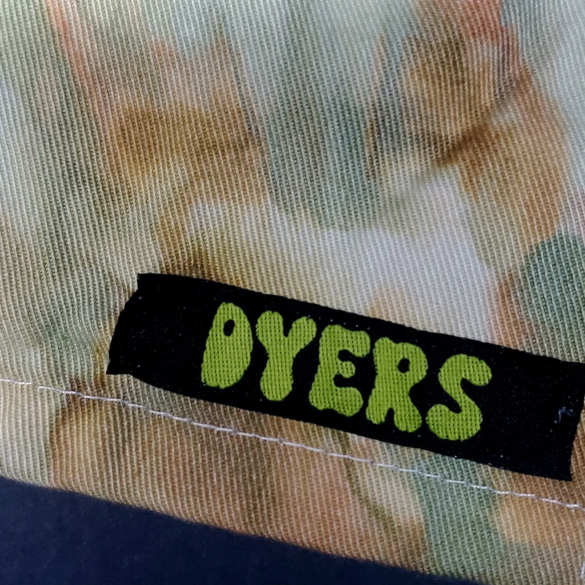 Coutelier x Dyers | "Yes Chef" Tie Dyed Apron - Image 4